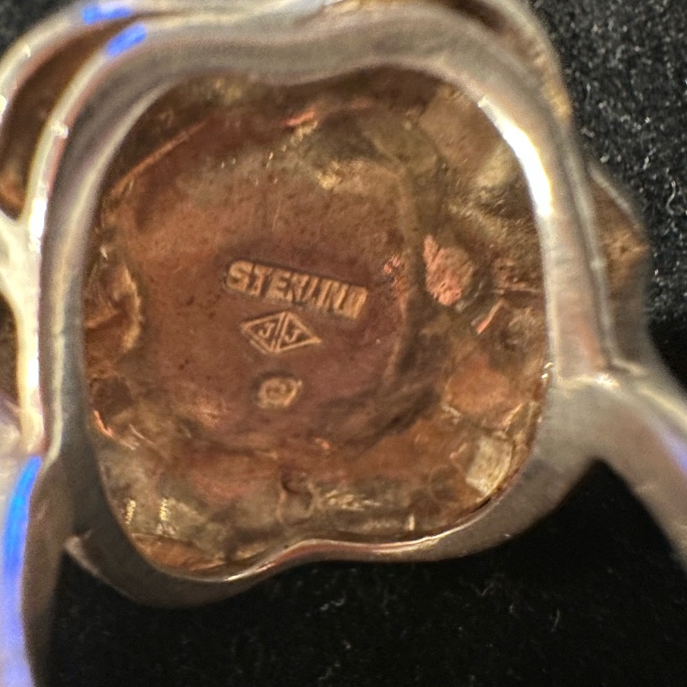 Ring - Picture 6 of 6